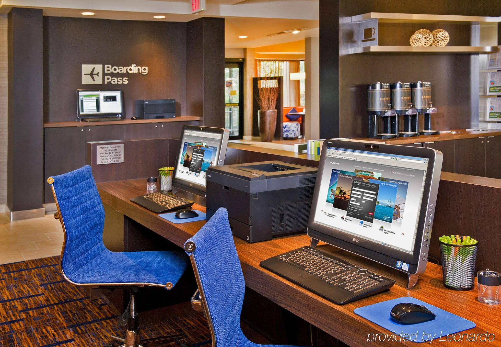 Hotel Courtyard By Marriott Mahwah Esterno foto