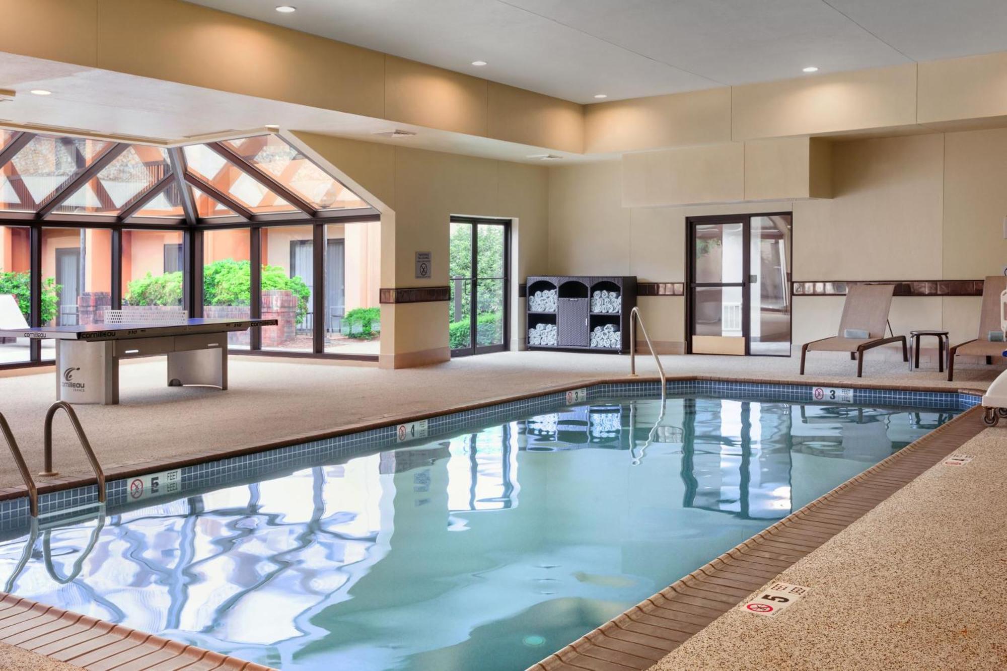 Hotel Courtyard By Marriott Mahwah Esterno foto