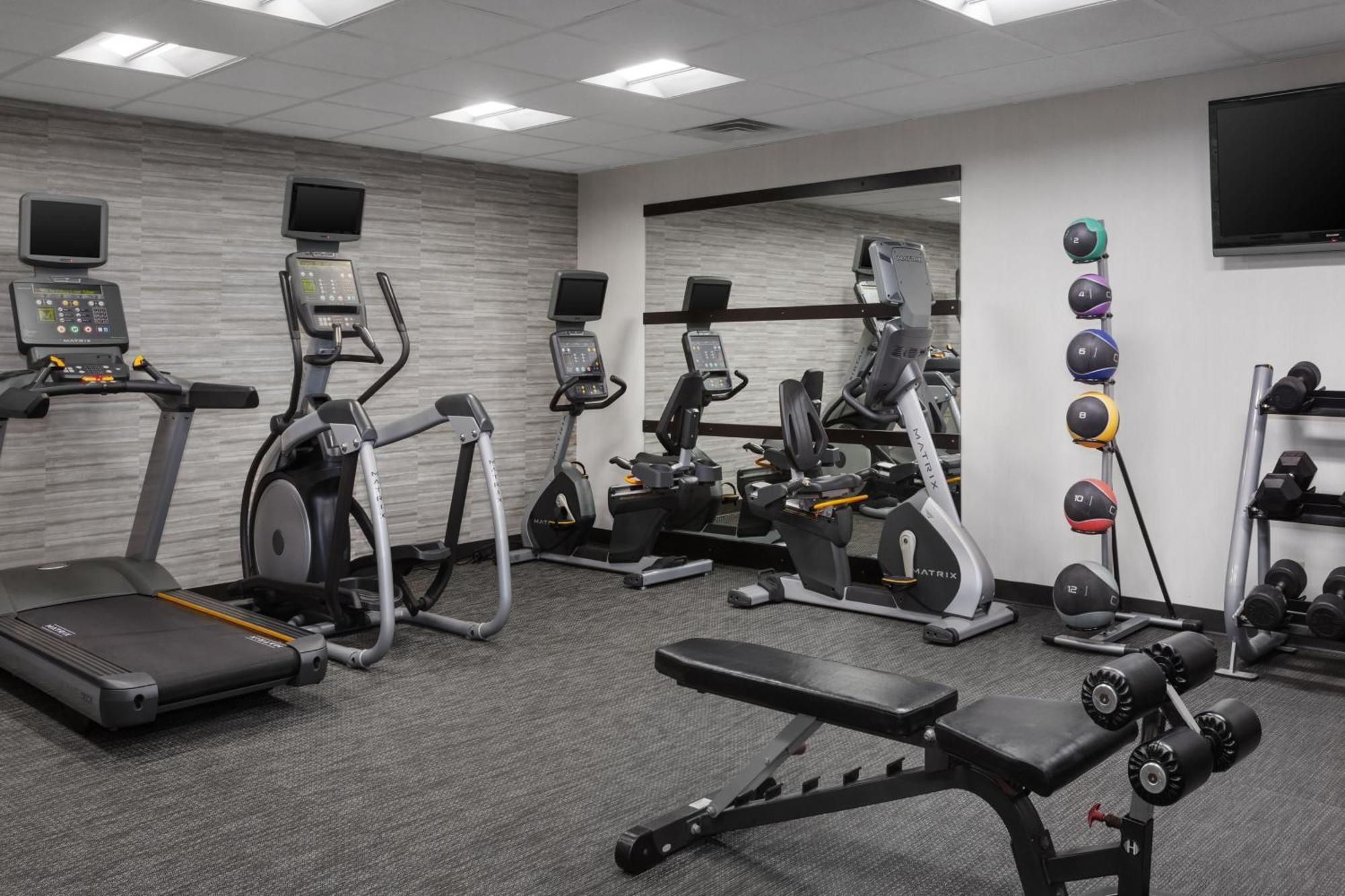 Hotel Courtyard By Marriott Mahwah Esterno foto