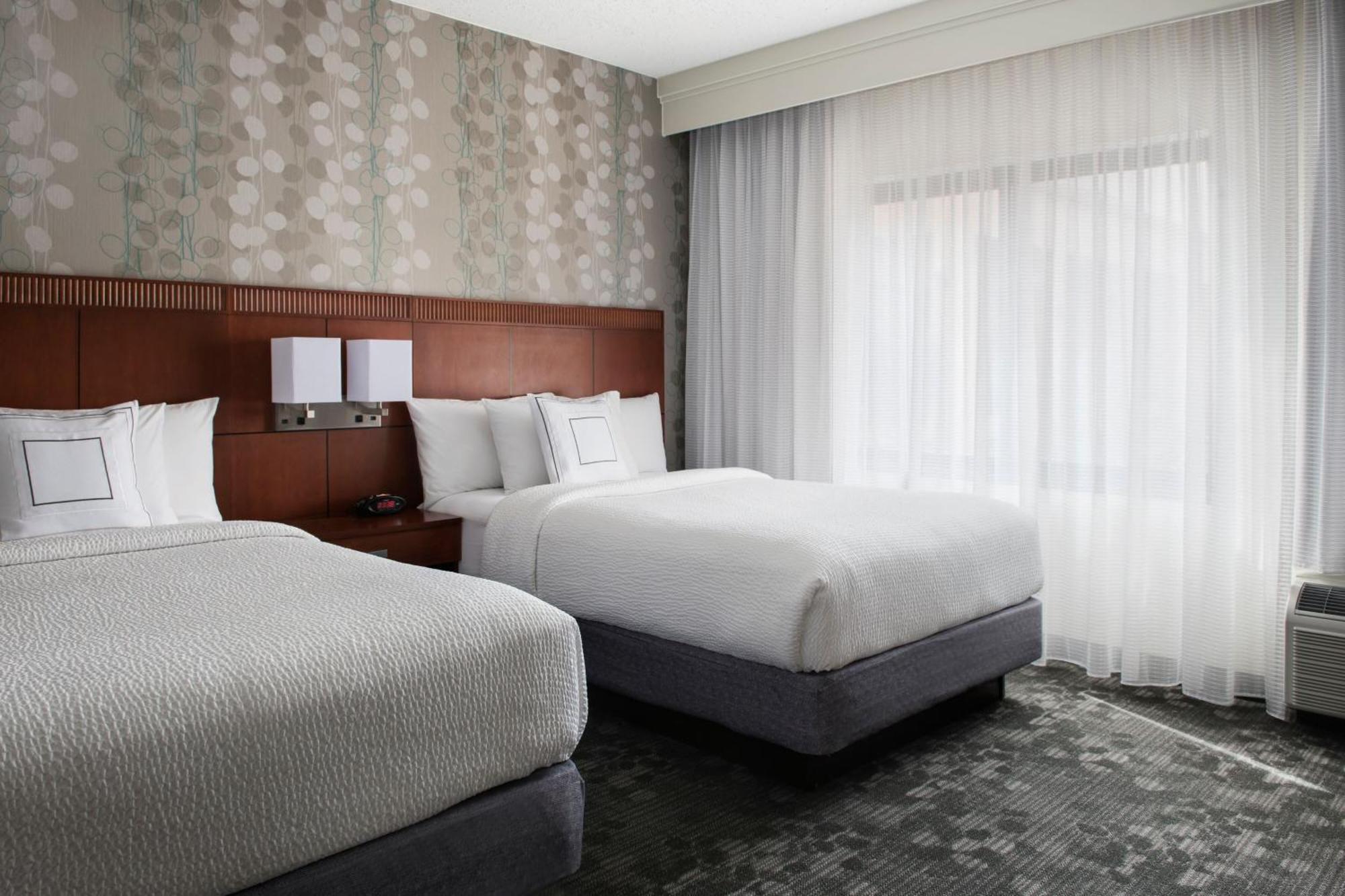 Hotel Courtyard By Marriott Mahwah Esterno foto