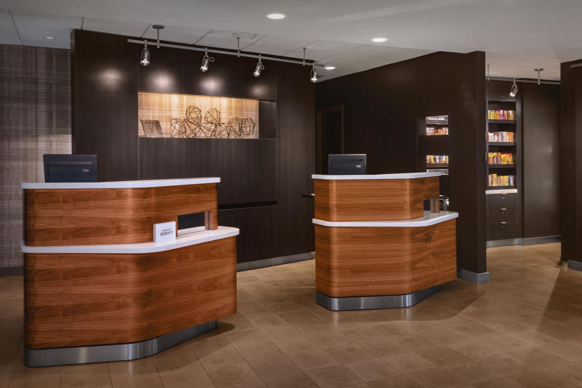 Hotel Courtyard By Marriott Mahwah Esterno foto
