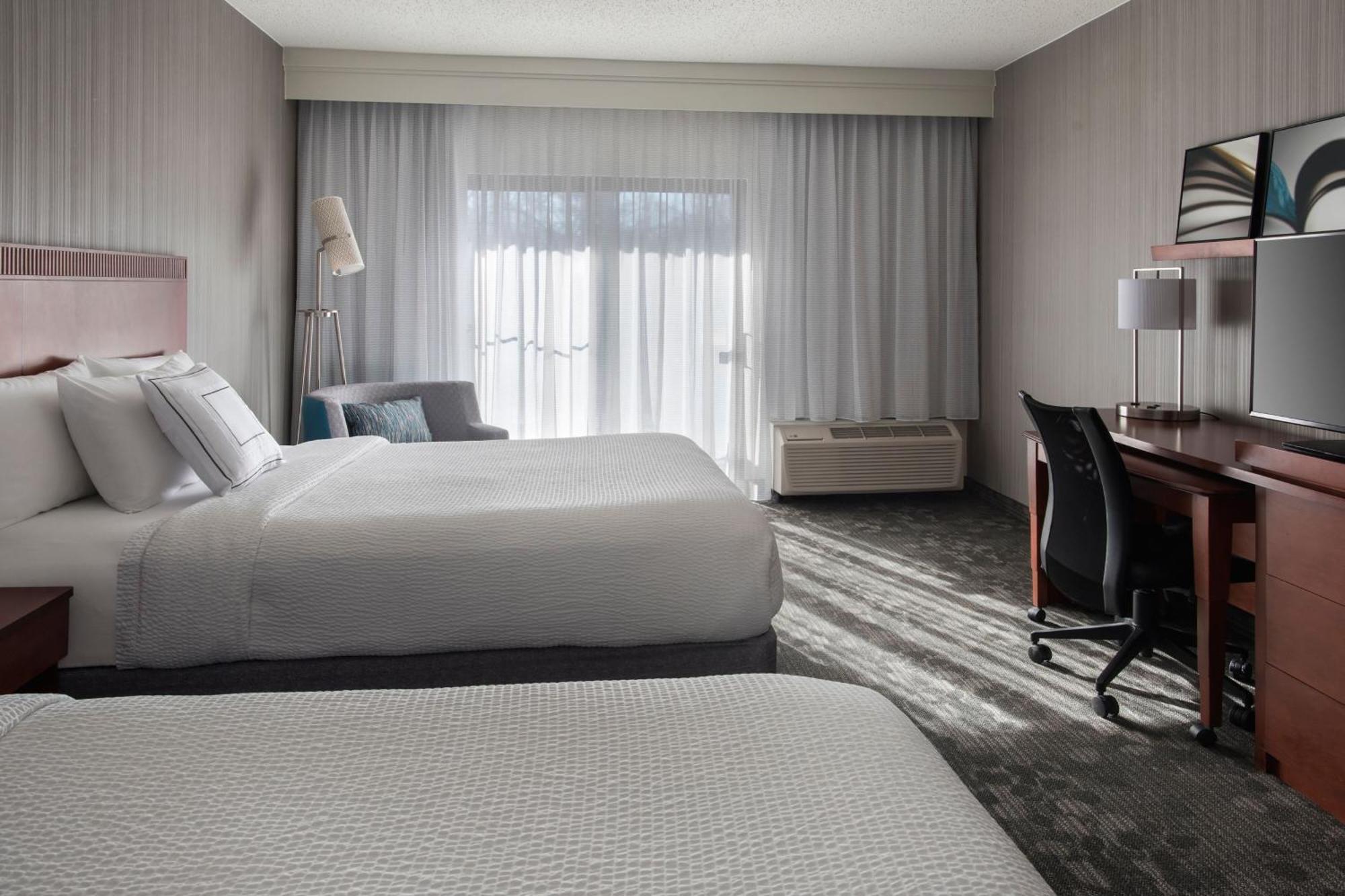 Hotel Courtyard By Marriott Mahwah Esterno foto